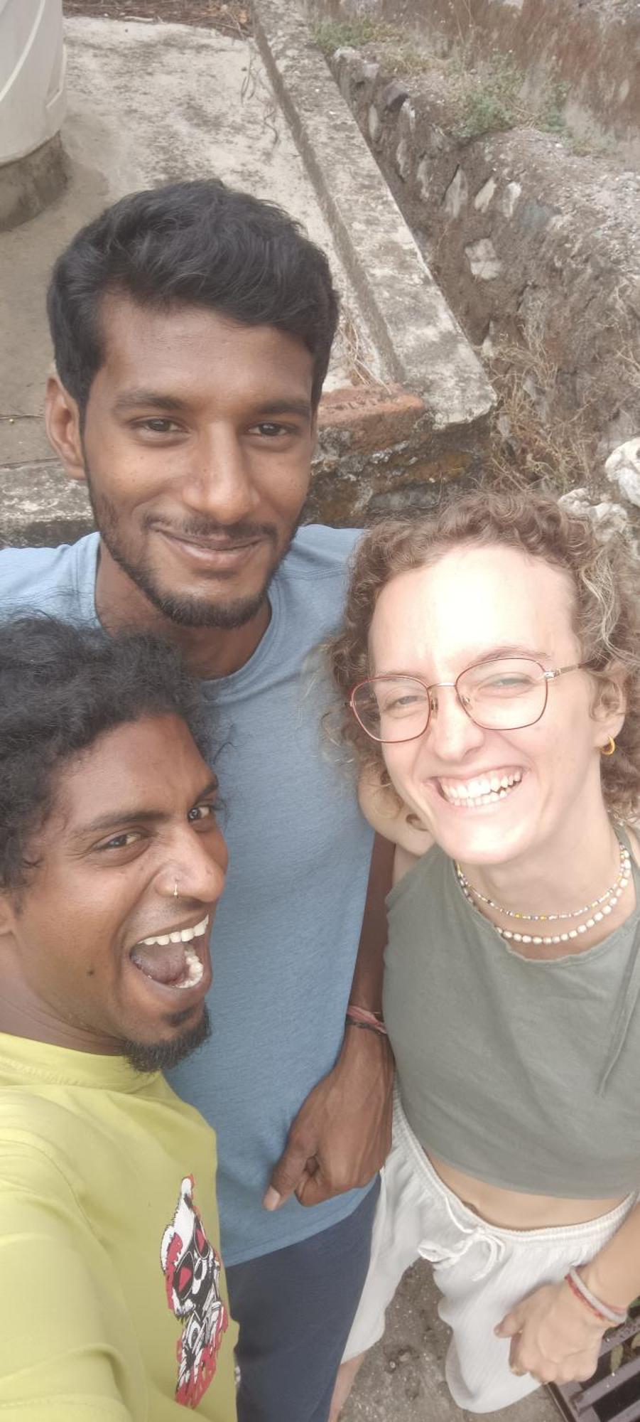 Blabla House Rishikesh Hostel Bagian luar foto